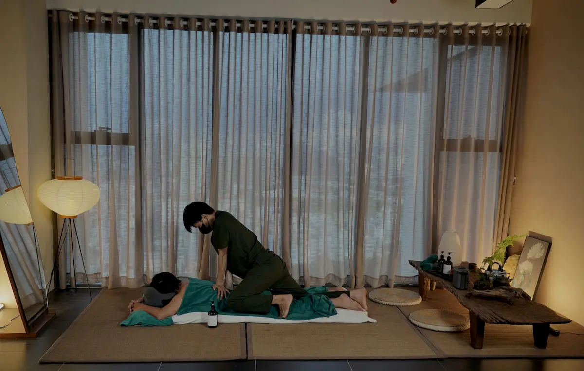 healing care banner 3